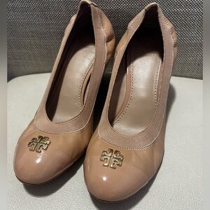 Tory Burch Jolie Tan Leather Slip Ons Wedge Shoes Women’s Size 7.5